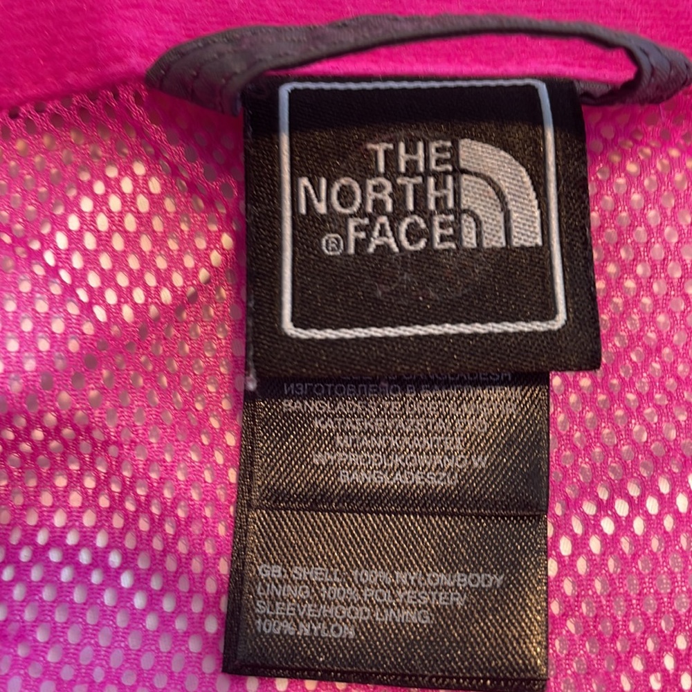 The North Face rain jacket/windbreaker - Picture 2 of 7